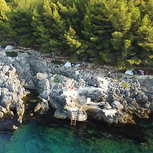 Luksusowy namiot Pine Side Camp, Himara
